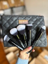 Load image into Gallery viewer, C&amp;D Beauty Makeup Brush Set
