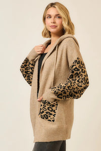 Cozy Co Hooded Leopard Print Contrast Cardigan with Pockets – Soft Knit Blend