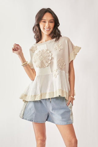 Davi & Dani Textured Sweater Ruffle Detail Top - Natural Multi