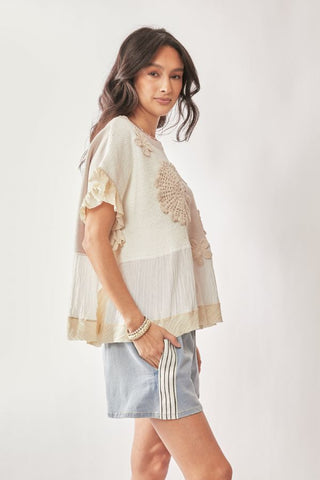 Davi & Dani Textured Sweater Ruffle Detail Top - Natural Multi