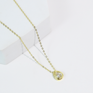 Treasure Jewels - Drop of Love Necklace Gold