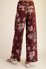 Load image into Gallery viewer, Easel Floral Printed Soft Stretch Twill Pants

