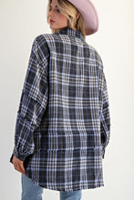 Load image into Gallery viewer, Easel Washed Plaid Tunic Shirt
