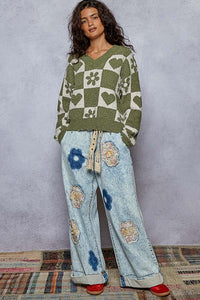 POL V Neck Flower Print And Distress Point Sweater