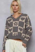 Load image into Gallery viewer, POL V Neck Flower Print And Distress Point Sweater
