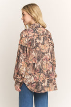 Load image into Gallery viewer, Heimish RIbbed Camo Print Button Down Shacket
