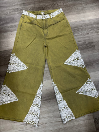 POL vintage wash straight fit pant with crochet patch