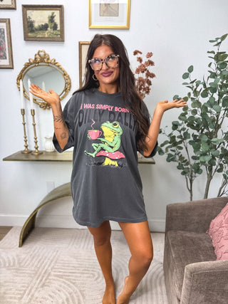 Dilly Dally Frog Graphic Tee on Pepper