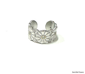 BB Lila Send Me Flowers Mixed Metal Adjustable Floral Band Ring