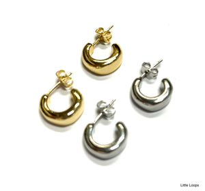 BB Lila Little Loops – Small Solid Hoop Earrings in Gold & Silver