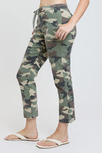Load image into Gallery viewer, YMI Cargo Crop Pants
