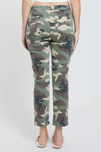 Load image into Gallery viewer, YMI Cargo Crop Pants
