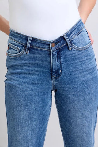 Judy Blue High Waist V-Front Straight Fit Jeans – Vintage Wash | Stretch Denim