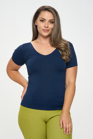 Yelete - Seamless Reversible V-Neck Short Sleeve Top - Navy