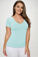 Load image into Gallery viewer, YELETE - Seamless Reversible V-Neck Short Sleeve Top
