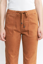 Load image into Gallery viewer, Jan26 Array Mica High Rise Jogger Cinnamon
