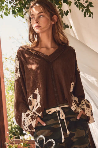 Oddi - Patchwork Crochet Sleeve Waffle Knit