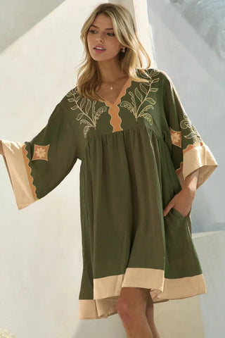 Oddi - Embroidered Plunge V Neck Mini Dress