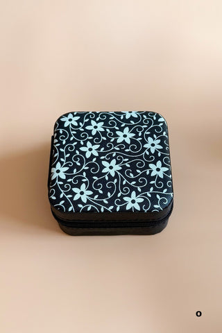 Zenana -Trendy Pattern Jewelry Organizer Case
