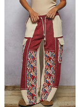 Load image into Gallery viewer, POL Thermal Quilted Detail Floral Knit Pants
