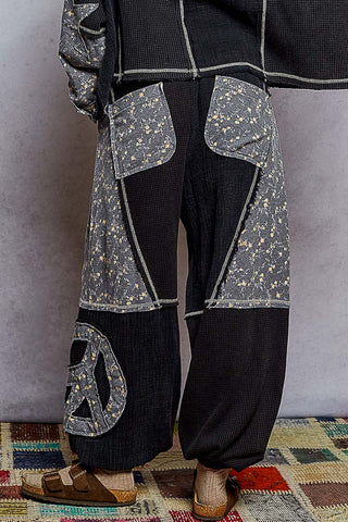 POL Double Gauze Mix Patch Floral Pattern Thermal Knit Pants - Black