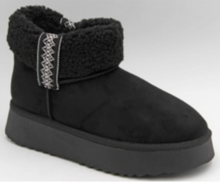 Load image into Gallery viewer, MIA Shoes Iceland Boot – Faux Shearling Cozy Ankle Boot
