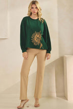 Load image into Gallery viewer, Yelete Women&#39;s Blooming Sunflower Graphic Long Sleeve Cotton Top
