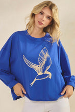 Load image into Gallery viewer, Yelete Women&#39;s Bird in Flight Graphic Long Sleeve Cotton Top
