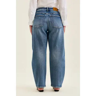 Judy Blue - Petite Marlow Arc Jeans