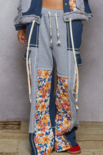 Load image into Gallery viewer, POL Thermal Quilted Detail Floral Knit Pants
