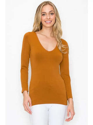 Yelete Seamless Reversible V-Neck Long Sleeve Top caramel