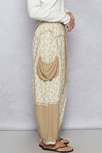 Load image into Gallery viewer, POL Oversized Floral Pattern Printed Knit Pants
