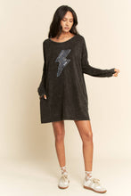 Load image into Gallery viewer, Davi &amp; Dani - THUNDER DENIM BUTTON DETAIL POCKET T SHIRT DRESS
