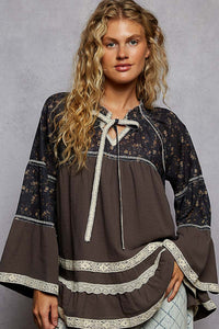POL 3/4 Flared Sleeve Double Gauze Patch Woven Top