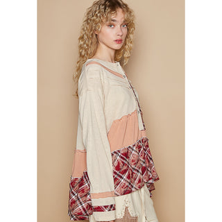 POL Round Neck Long Sleeve Contrast Solid Knit Top