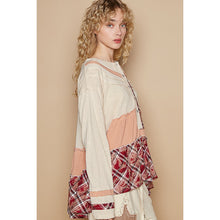 Load image into Gallery viewer, POL Round Neck Long Sleeve Contrast Solid Knit Top

