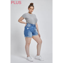 Load image into Gallery viewer, SUPER HIGH RISE MOM SHORTS W/ DOUBLE CUFF
