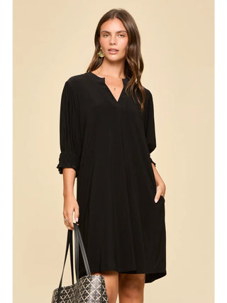 Dear Scarlett Black Notch Neck Shift Dress