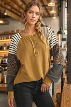 Load image into Gallery viewer, HEIMISH - LONG SLEEVE SOLID AND PRINT URBAN RIB CONTRAST TOP
