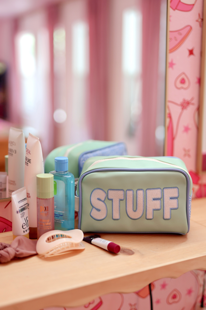Jadelynn Brooke - Handle Cosmetic Bag - 'Stuff' Embroidered (Pistachio/Cream)