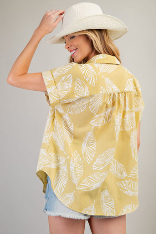 Easel - Plus Size Short Sleeve Leaf Print Button Shirt