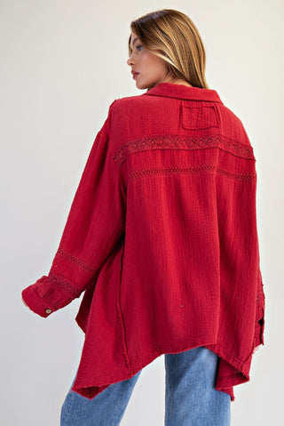 Easel Sharkbite Cotton Gauze Tunic – Oversized Button Down Top - Red Wine