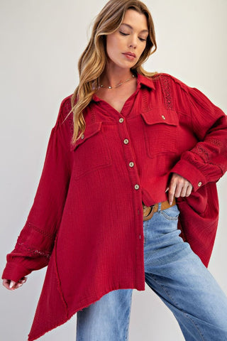 Easel Sharkbite Cotton Gauze Tunic – Oversized Button Down Top - Red Wine