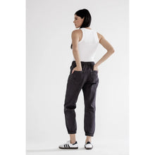 Load image into Gallery viewer, Mica High Rise Jogger Crop

