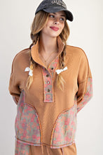 Load image into Gallery viewer, Easel Floral Print Mock Neck Washed Terry Pullover
