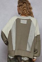 Load image into Gallery viewer, POL Notched Neck Contrast Fabric Basic Long Sleeve Top

