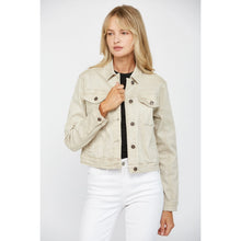 Load image into Gallery viewer, MICA DENIM STRETCH CLASSIC JACKET SAND
