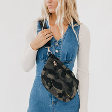 Load image into Gallery viewer, Jolie Puffer Bum Bag Wholesale-Bum Bag-Pretty Simple
