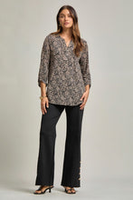 Load image into Gallery viewer, Dear Scarlett Lizzy Luxe Top- Black Floral
