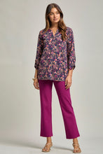 Load image into Gallery viewer, Dear Scarlett Lizzy Luxe Top- Navy Floral
